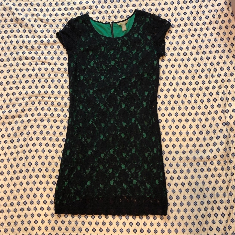 Black and Green Sheath Mini Dress with Flutter Cap Sleeves